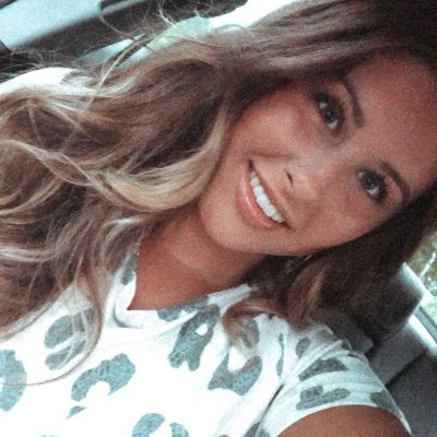 Profile Picture of Ashton Robertson (@Ashton_Robb) on Twitter