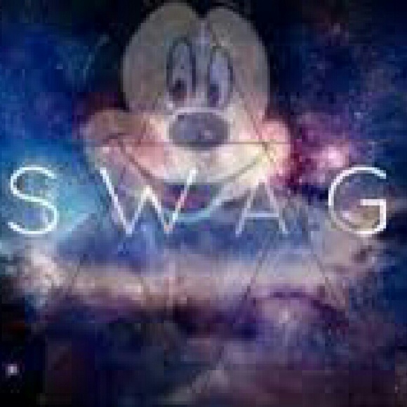 Profile Picture of Andres Gaspar (@andresgaspar) on Poshmark