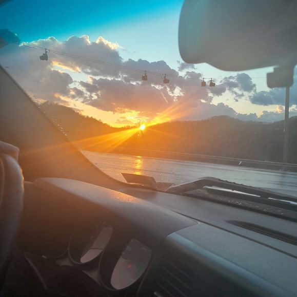 Profile Picture of Kymber Bates (@kymberbates) on Poshmark