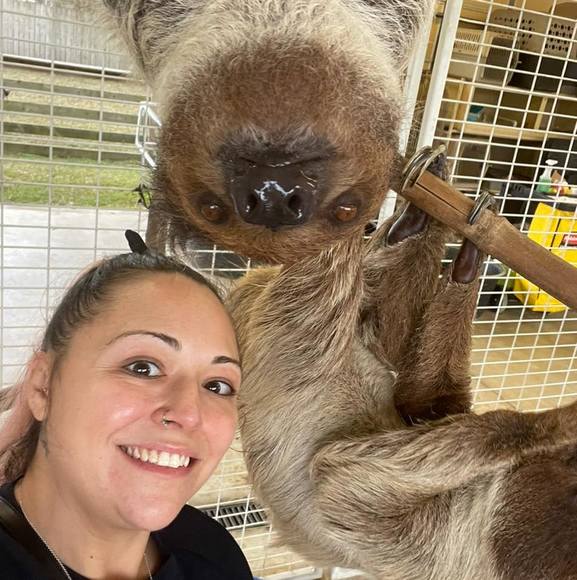 Profile Picture of Lyndsay Moretta (@lyndsay516) on Poshmark