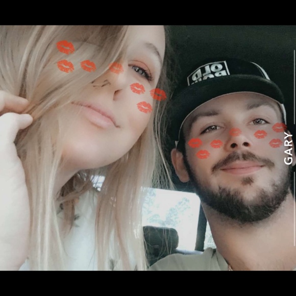 Profile Picture of Kevin Fullmore (@kevinfullmore) on Poshmark