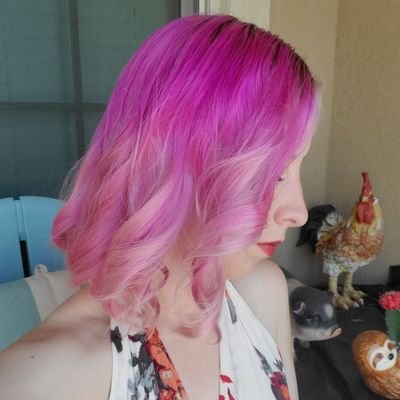 Profile Picture of Alexa Martinez (@alexaburt48) on Twitter