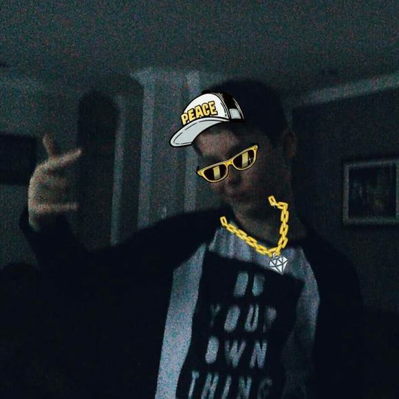 Profile Picture of Jérémy Tanguay (@superjetpack222) on Poshmark