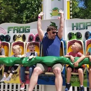 Profile Picture of Andrew Magaro (@andrew.magaro) on Facebook