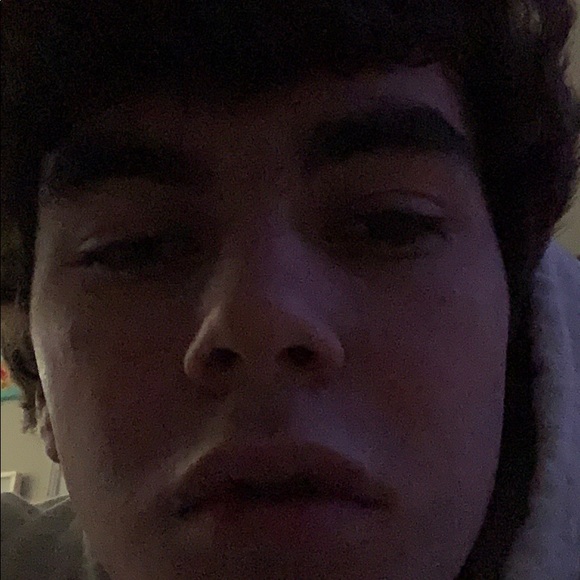 Profile Picture of Gordon Geer (@gordongeer) on Poshmark
