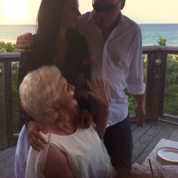 Profile Picture of Elaine Latella (@elainejd28) on Poshmark