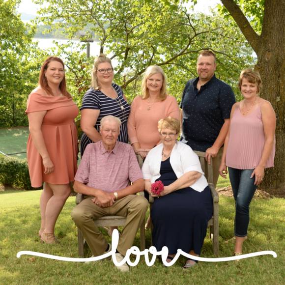 Profile Picture of Deb Kuecker (@dkuecker) on Poshmark