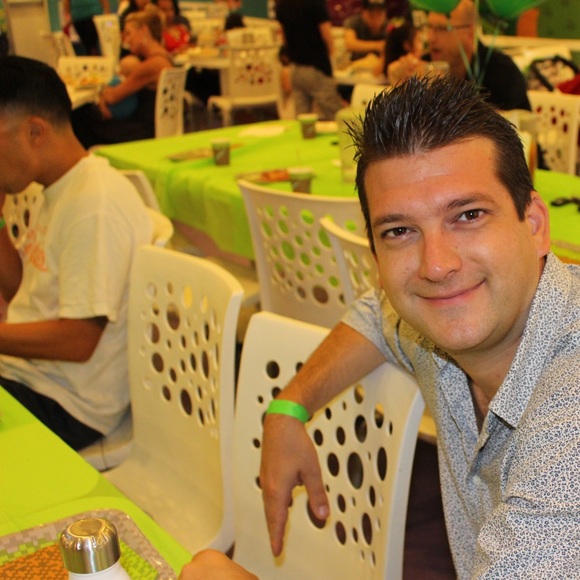 Profile Picture of Gabriel Sarnoff (@gstar13) on Poshmark