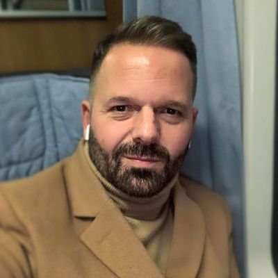 Profile Picture of Eber Mark (@EberMark2) on Twitter