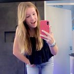 Profile Picture of 𝐿𝑖𝑠𝑎 𝐽𝑜𝘩𝑎𝑛𝑛𝑎 𝑊𝑒𝑡𝑒𝑟𝑖𝑛𝑔𝑠 (@lisaweteringsx) on Instagram