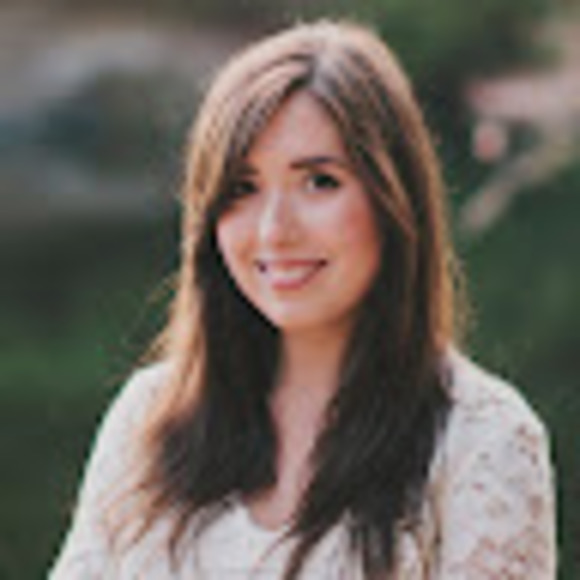 Profile Picture of Michaela Merryfield (@mmerryfield) on Poshmark