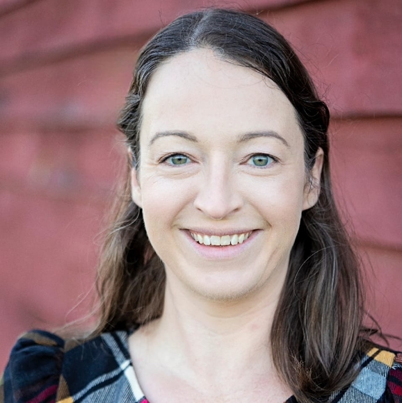 Mae Kokosa - Poshmark Profile Picture of Mae Kokosa (@violetverity) on Poshmark