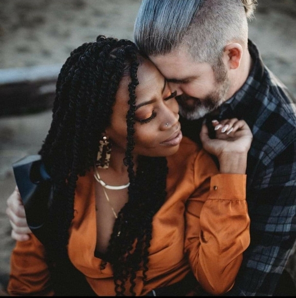 Profile Picture of Jasmine Manuel (@drjazzsparkle) on Poshmark