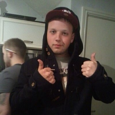 Profile Picture of aaron lomax (@azzylomax) on Twitter