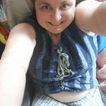 Isabelle Hamel - Instagram Profile Picture of Isabelle Hamel (@zazoulasacripente) on Instagram