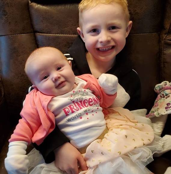 Profile Picture of Marissa Dobratz (@dobiewife) on Poshmark