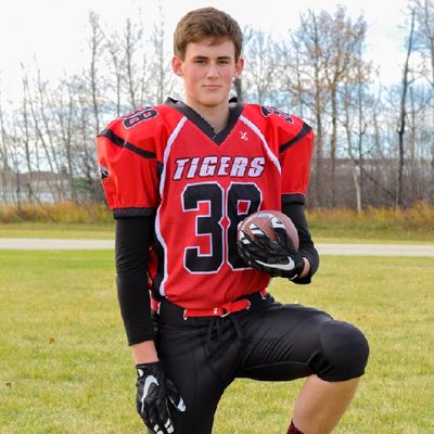 Profile Picture of Ian Kitch (@FishBonesMB) on Twitter