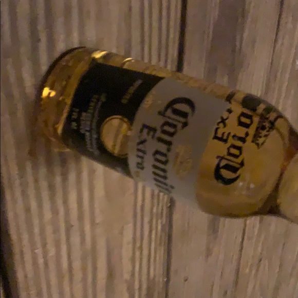 Profile Picture of Trey Edwards (@tomuchwork) on Poshmark