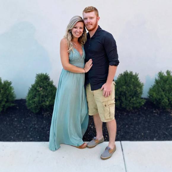 Profile Picture of Krystal Gursky (@krystalgursky) on Poshmark