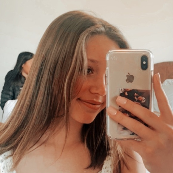 Profile Picture of Stella kate Richards (@stellakater) on Poshmark