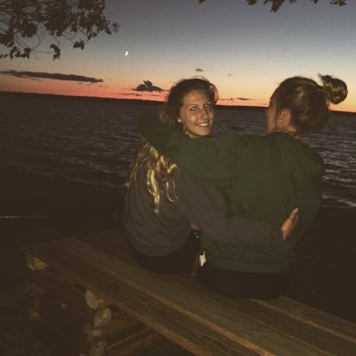 Amber Larson - Twitter Profile Picture of Amber Larson (@larsamb) on Twitter