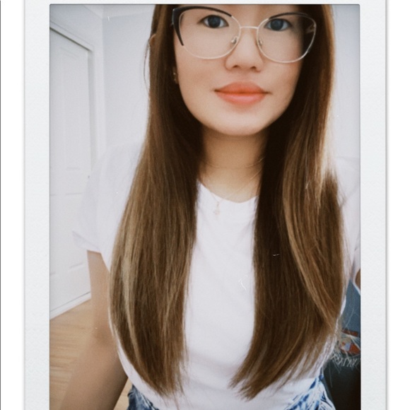 Profile Picture of Paula Mapili (@gnzlspola) on Poshmark