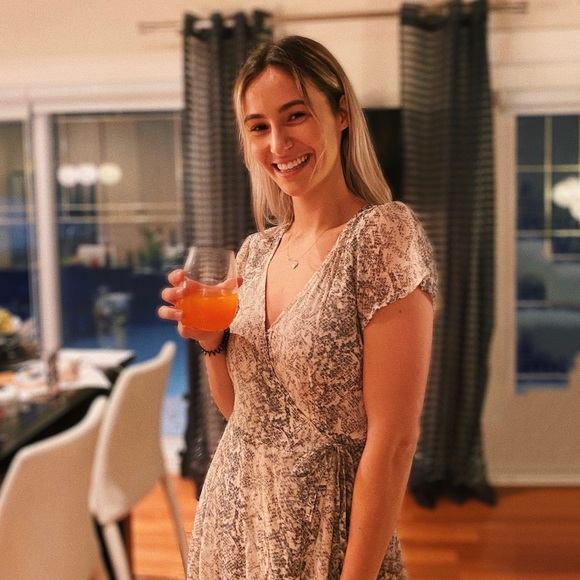 Profile Picture of Molly Labrecque (@mollylabrecque) on Poshmark