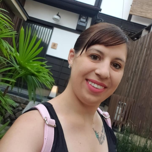 Profile Picture of Brittany Malueg (@roseangelkoi) on Poshmark