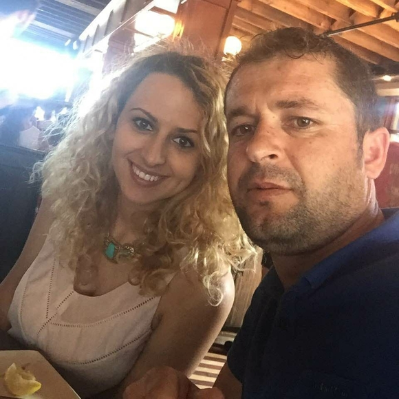 Profile Picture of Nako Flooring (@nakoflooring) on Poshmark