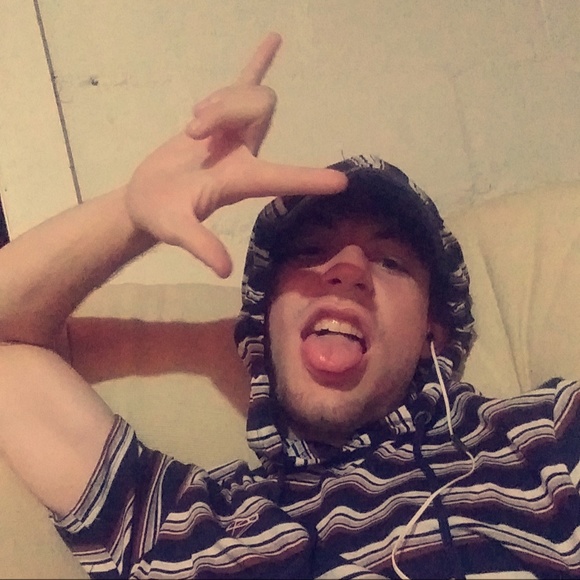 Profile Picture of Josh Rimmel (@tgkidjosh) on Poshmark