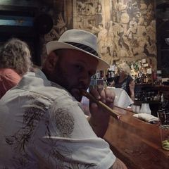 Profile Picture of jay (@jamesstonerock7) on Tiktok