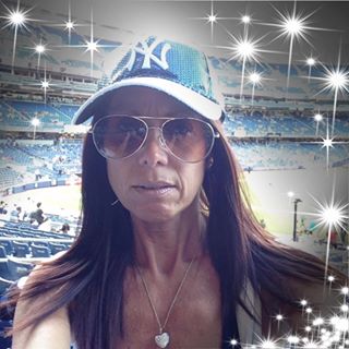 Profile Picture of Laurie Iafe Zambito (@laurie.zambito) on Facebook