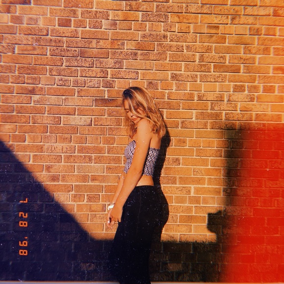 Profile Picture of Lucy Goodstein (@lulubanna05) on Poshmark