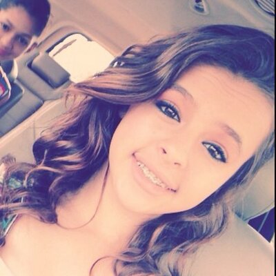Profile Picture of Hayley Blake✌ (@hayleyblake48) on Twitter