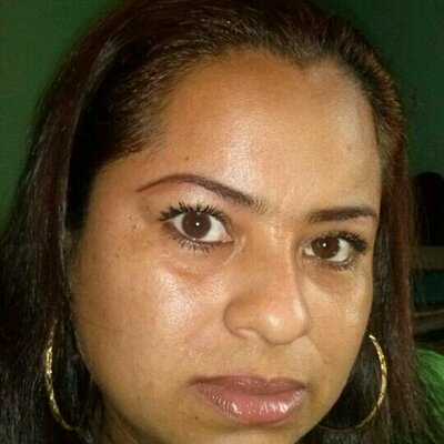 Profile Picture of Paloma Zamudio (@columbazamudio) on Twitter