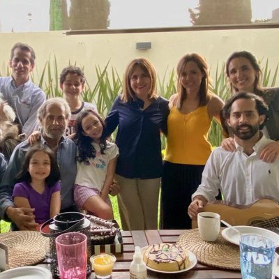 Profile Picture of Myrna Guzmán (@MyrnaGuzmn1) on Twitter