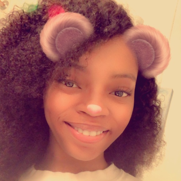 Profile Picture of Nan Bell (@nan_bell) on Poshmark