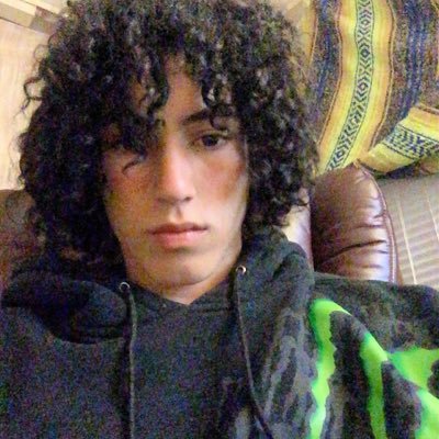 Profile Picture of Chris R Andino (@rastarfarian006) on Twitter