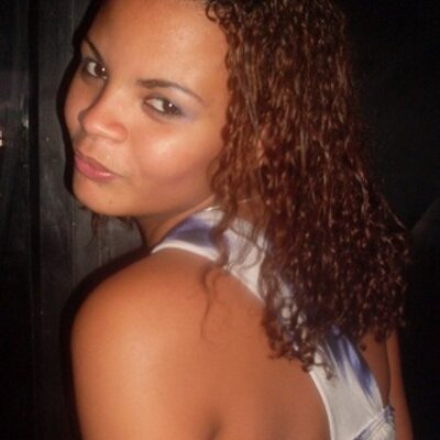Profile Picture of Karolzynh Danadynh (@AnaCarolineBar4) on Twitter