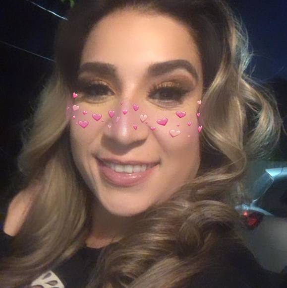 Profile Picture of Crystal Jean (@bbcrys84) on Poshmark