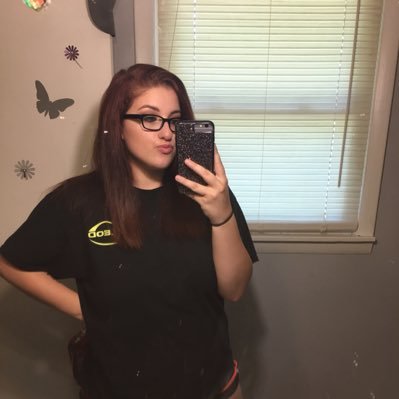 Profile Picture of  ❤️keisha 🤪 (@KeishaWalls17) on Twitter