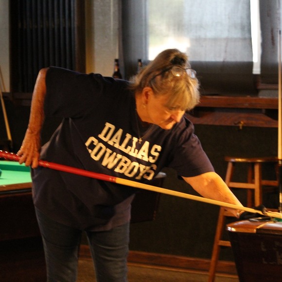 Profile Picture of Sharon Benton (@sharon3063) on Poshmark