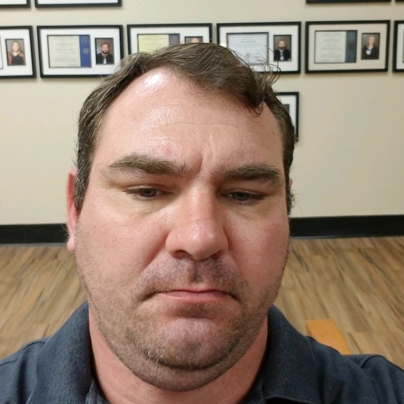 Profile Picture of Jonathan Wooten (@vf038310) on Poshmark