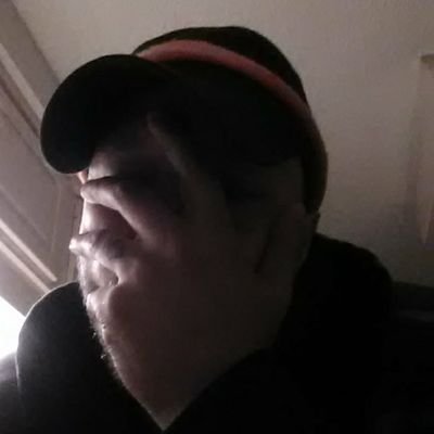 Profile Picture of Robbie Porter (@RobertWeldonPo2) on Twitter