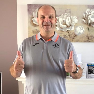 Profile Picture of Martin Phillips (@martinP_Swansea) on Twitter