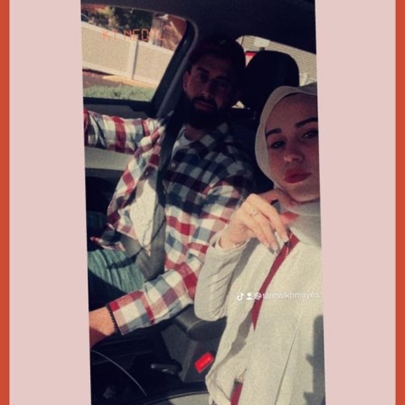 Profile Picture of Taima Ikhmayes (@kinanaikh) on Poshmark