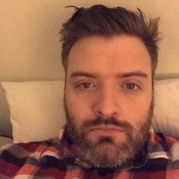 Profile Picture of Benjamin Head (@benjix6) on Poshmark