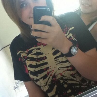 Profile Picture of Ashlee Paul (@AshleeTweetsTat) on Twitter