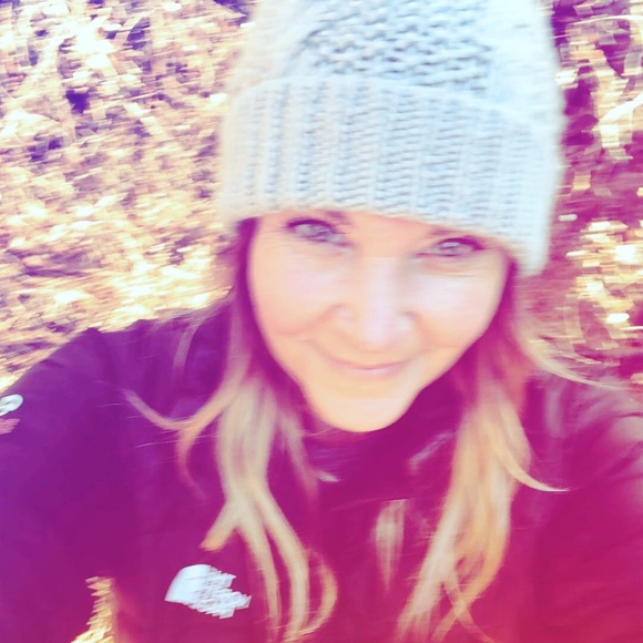 Profile Picture of Marcella Hutton (@marcellahutton) on Poshmark