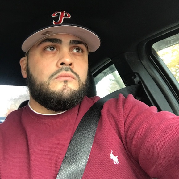 Profile Picture of Alex Colon (@acolon80) on Poshmark